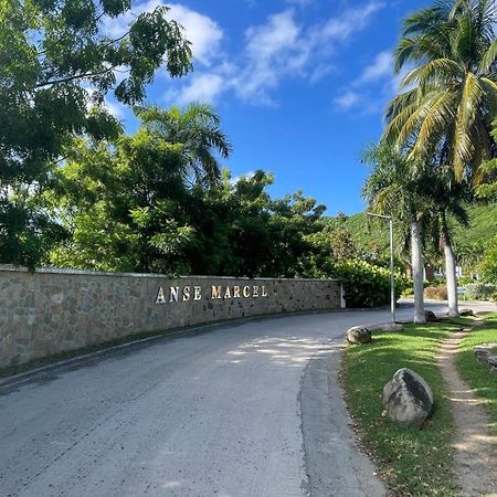 Island Escape, Marina Paradise & Beach Adventures Cul de Sac Exterior photo