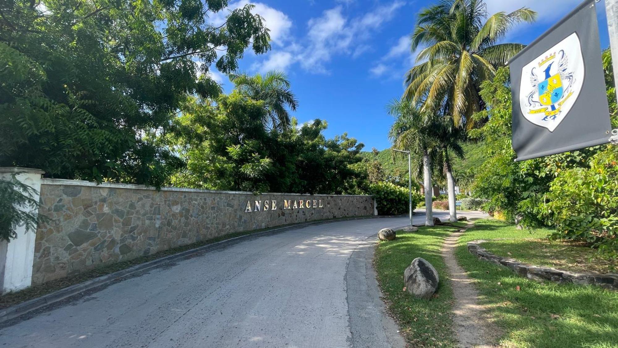 Island Escape, Marina Paradise & Beach Adventures Cul de Sac Exterior photo
